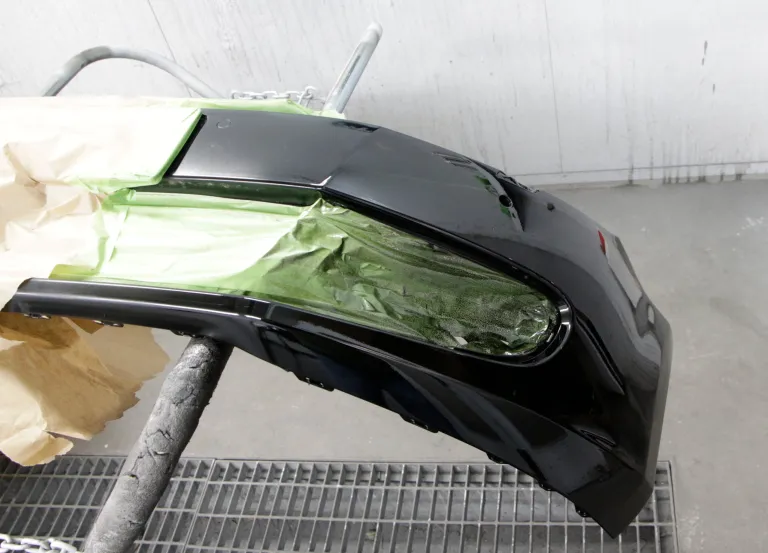 Professionelle Autoteil-Restaurierung